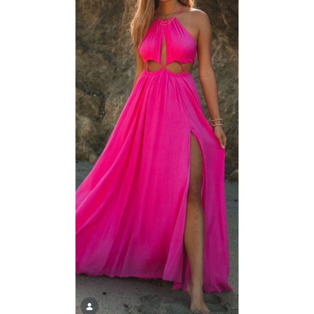 A Peach Hot Pink Halter Cutout Maxi Dress Crinkle Flowy Resort. Size L
